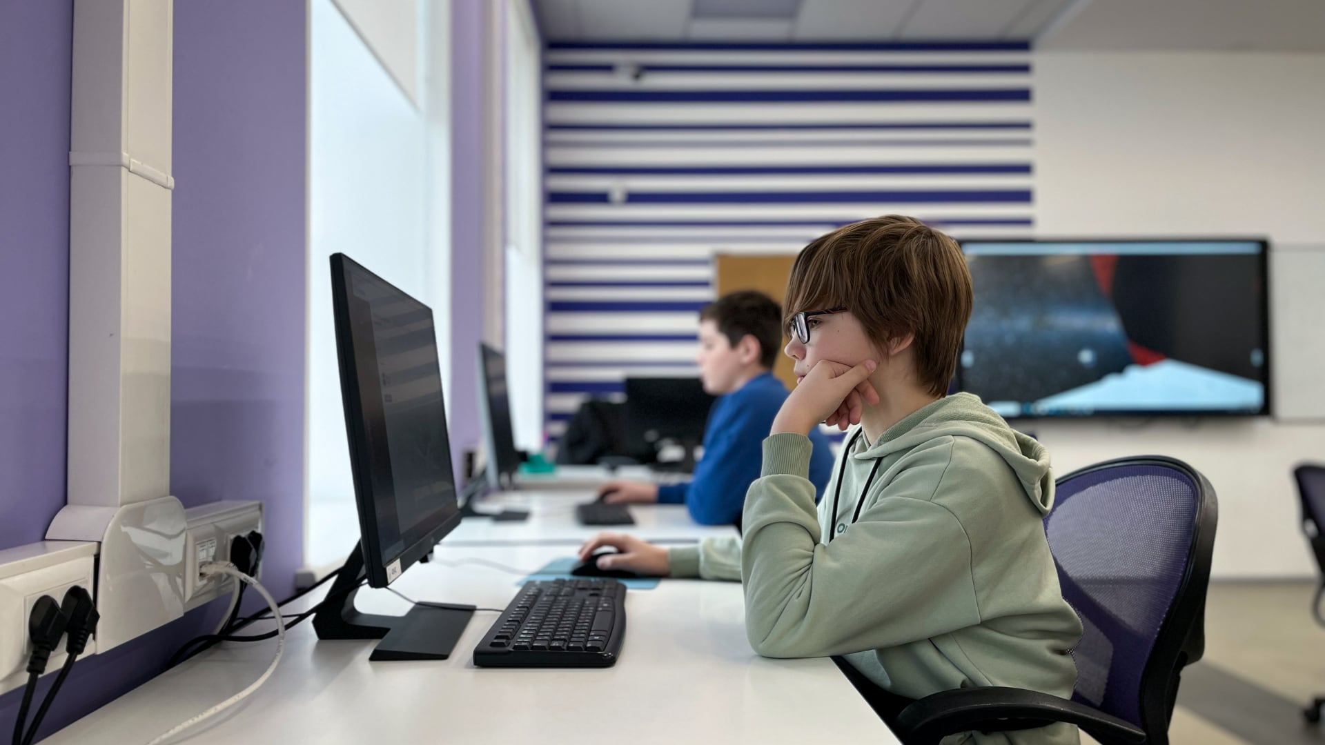Білім берудегі AI — Varwin Education